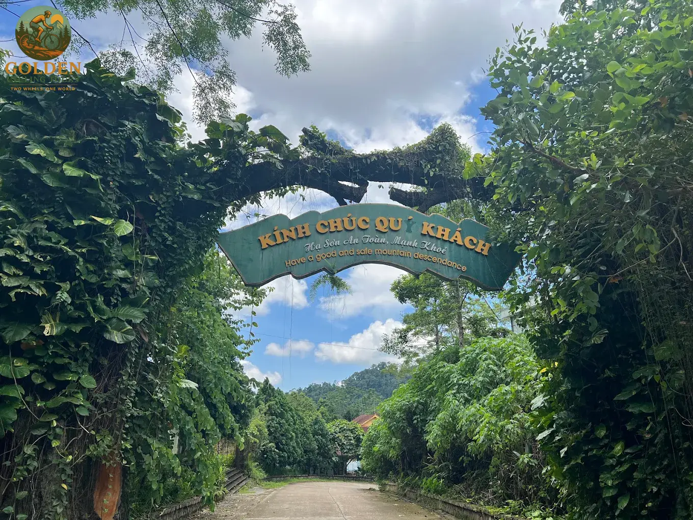 12-Day North Vietnam Cycling Adventure: Off the Beaten Path from Hanoi to Ninh Binh